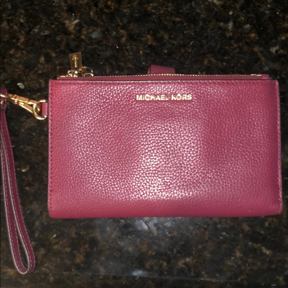 Michael kors wallet